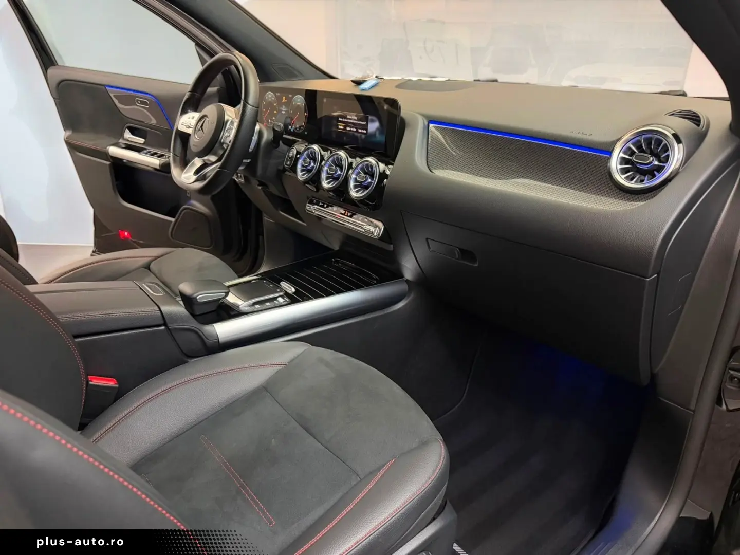 MERCEDES-BENZ GLA 220 d AMG-LINE