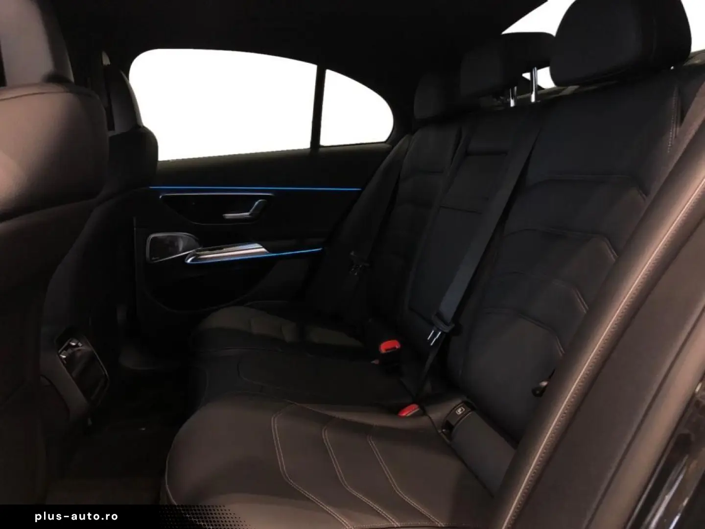 MERCEDES-BENZ E 300 de 4MATIC AMG ILS MBUX Superscreen Burm