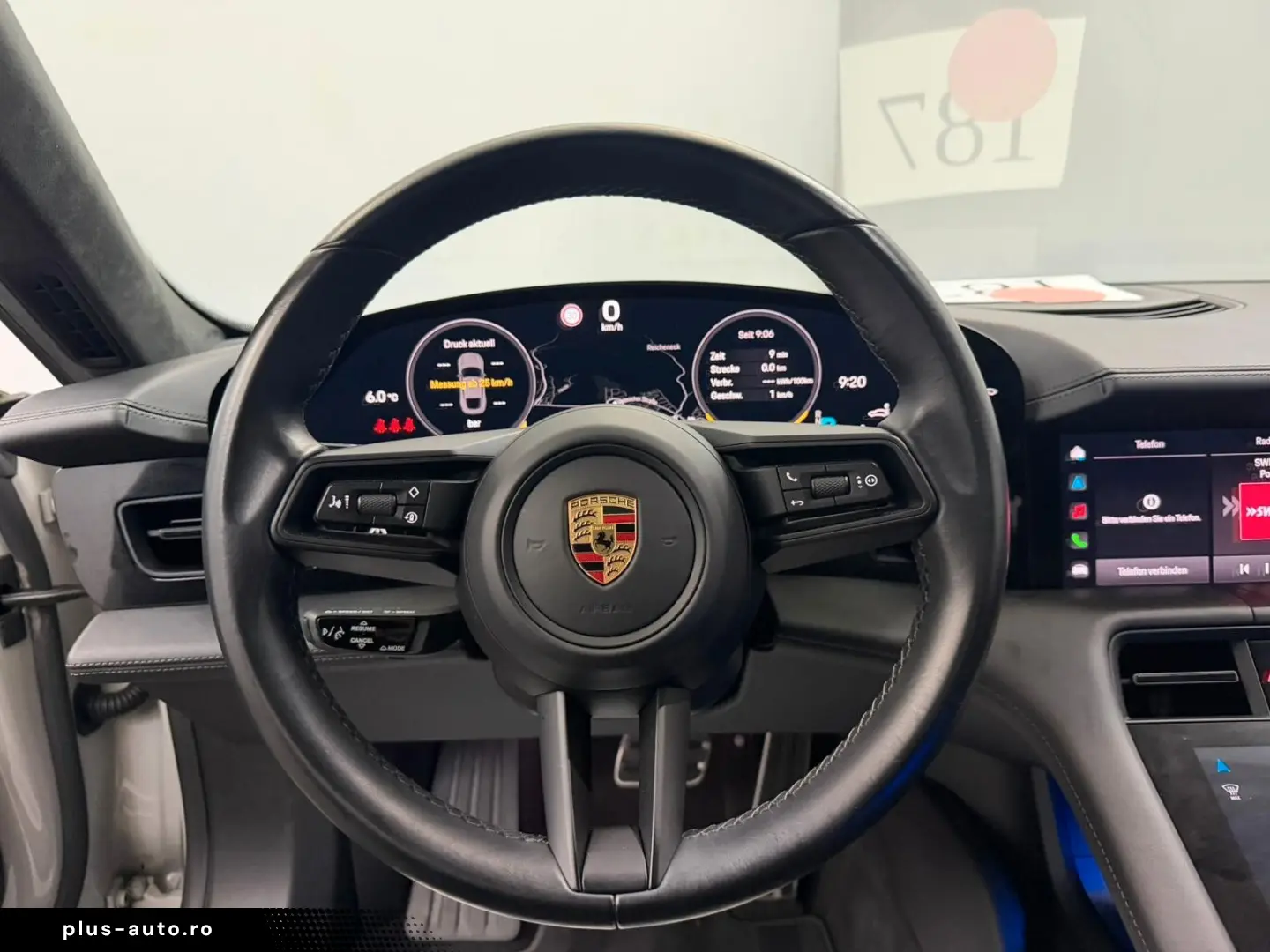 PORSCHE Taycan Turbo Panoramic