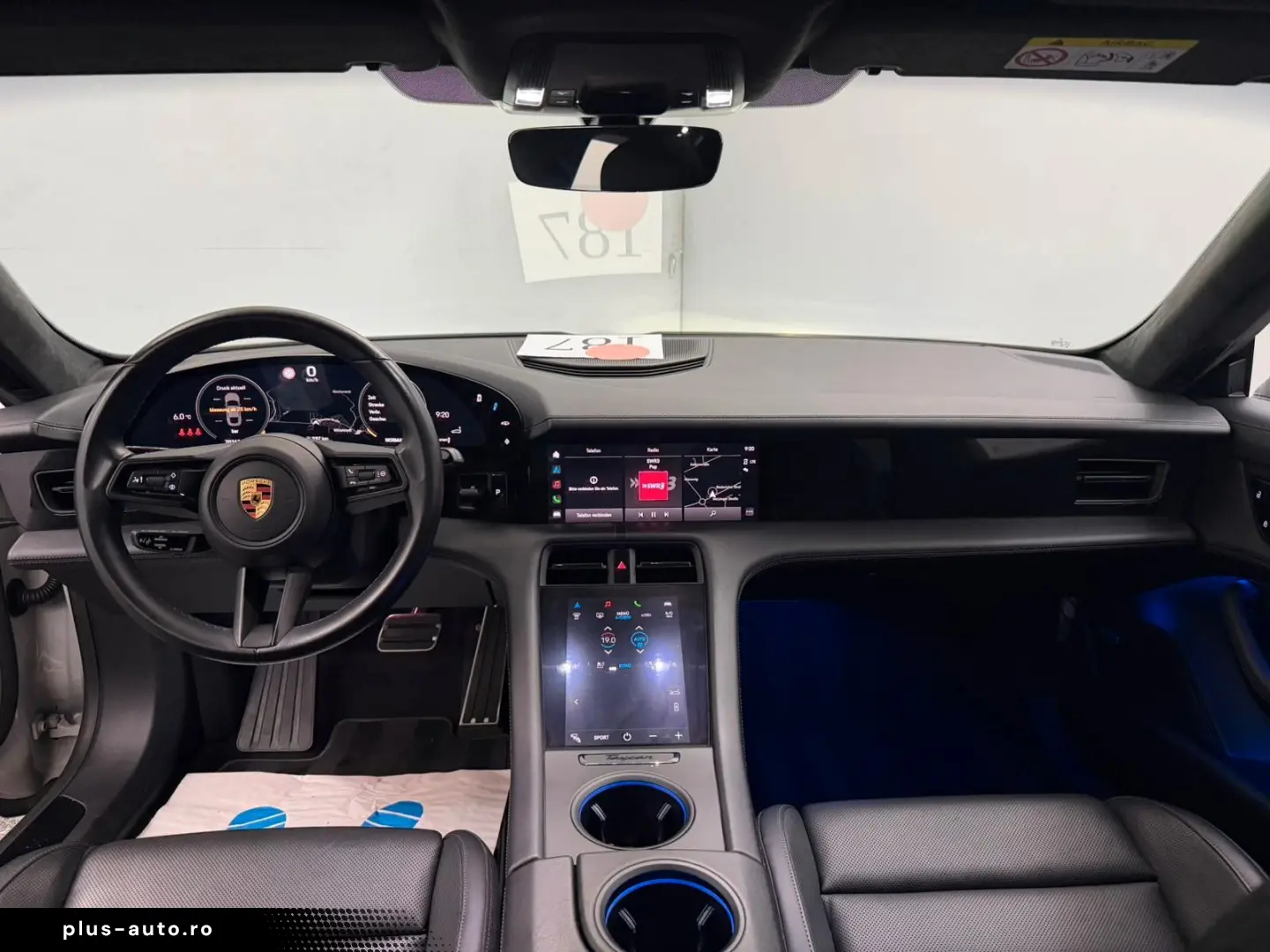 PORSCHE Taycan Turbo Panoramic