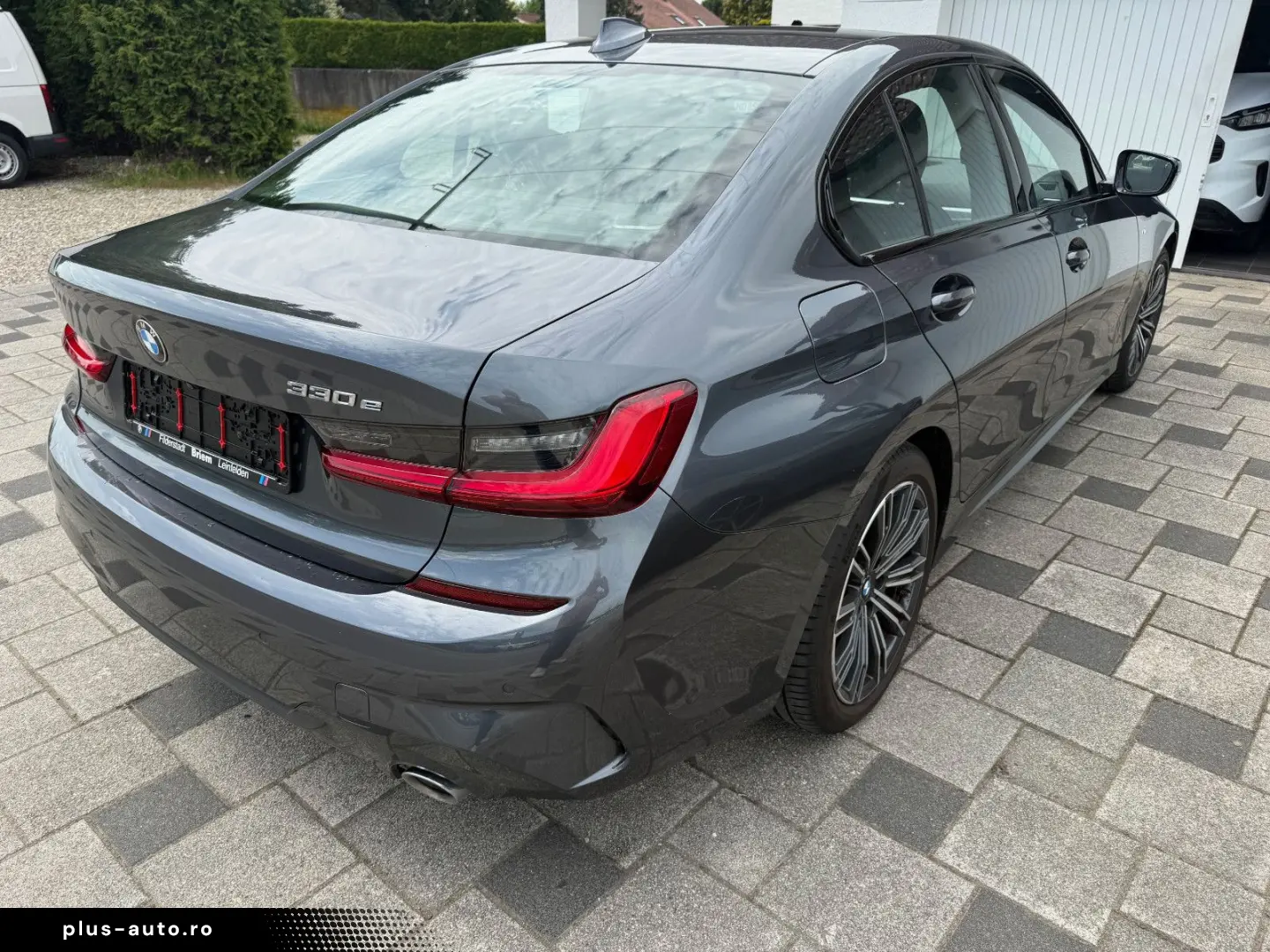 BMW 330 e M Sport Aut. Laser HeadUp Driv.Assistant