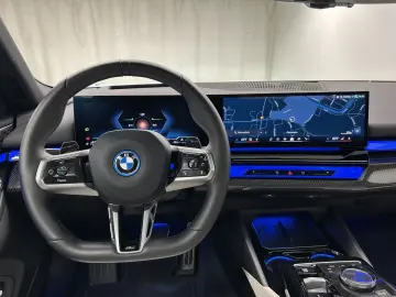 BMW 550e xDrive Limousine M Sportpaket