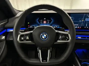 BMW 550e xDrive Limousine M Sportpaket