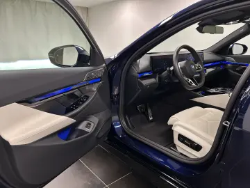 BMW 550e xDrive Limousine M Sportpaket