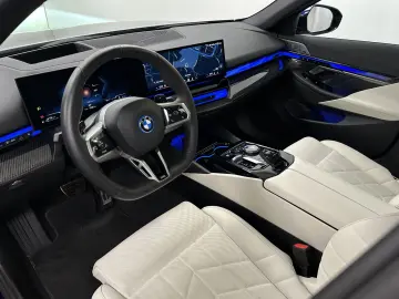 BMW 550e xDrive Limousine M Sportpaket