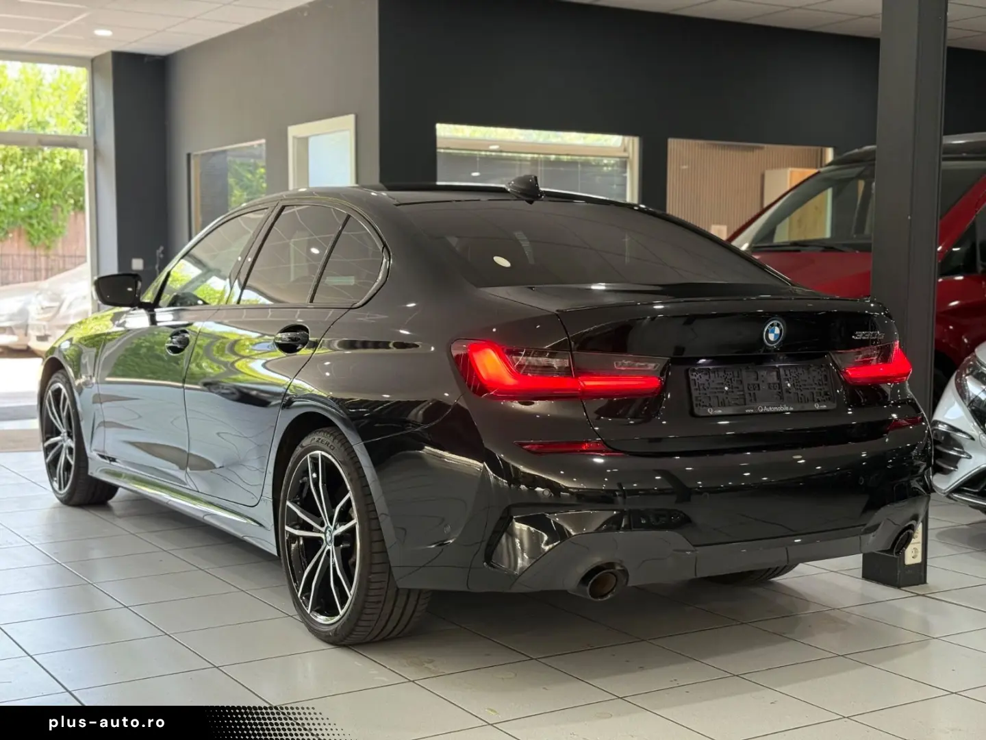 BMW 330e G20 M-PAKET 360 ADAP.FAHR LED-SCHW CARPLAY