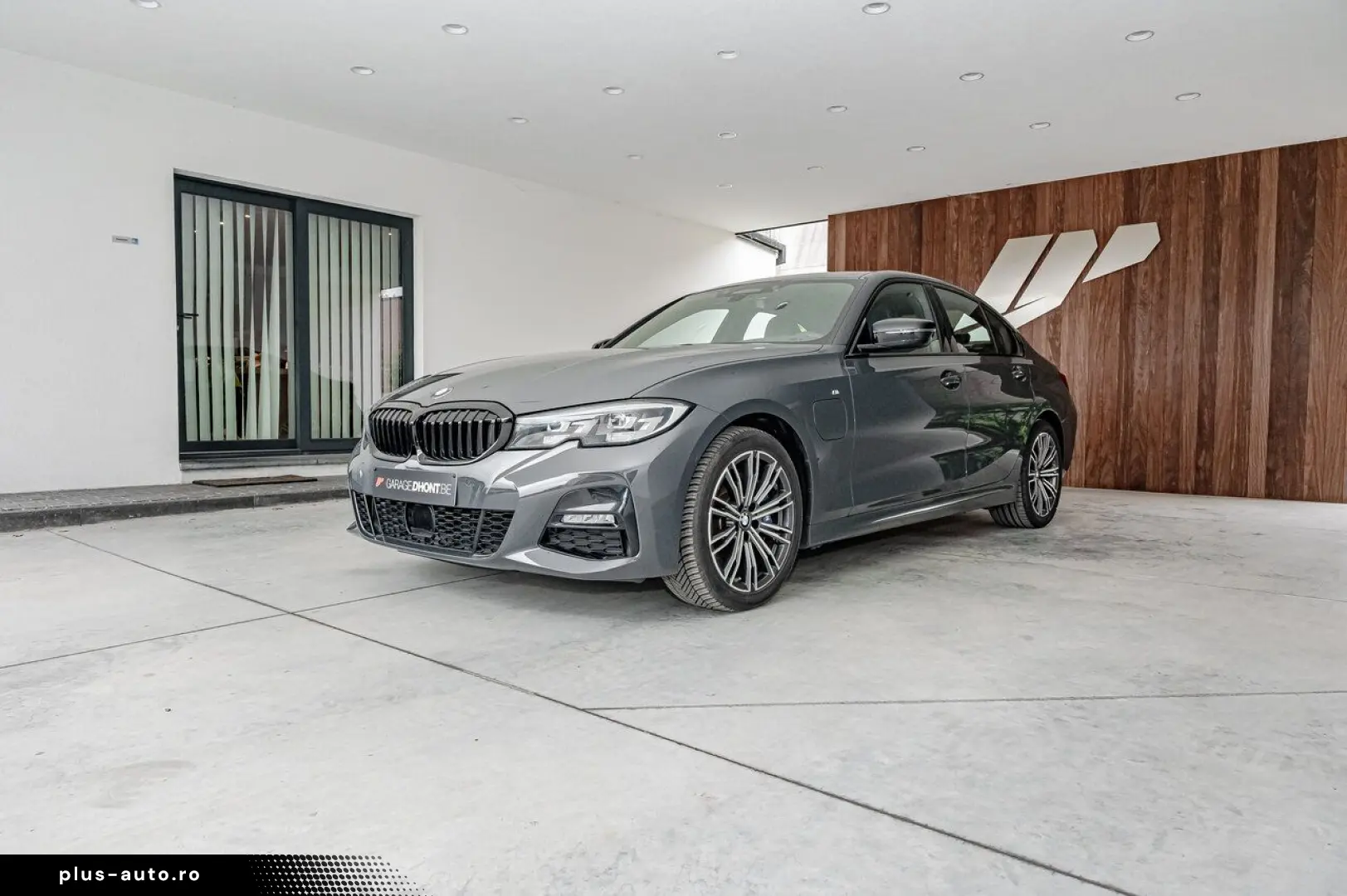 BMW 330 e  M pack  camera  adaptieve cruise control