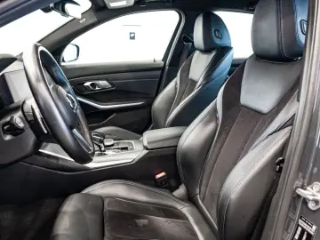 BMW 330 e  M pack  camera  adaptieve cruise control