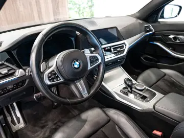 BMW 330 e  M pack  camera  adaptieve cruise control