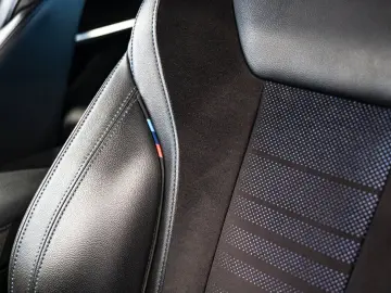BMW 330 e  M pack  camera  adaptieve cruise control