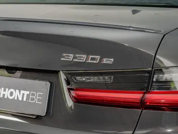 BMW 330 e  M pack  camera  adaptieve cruise control