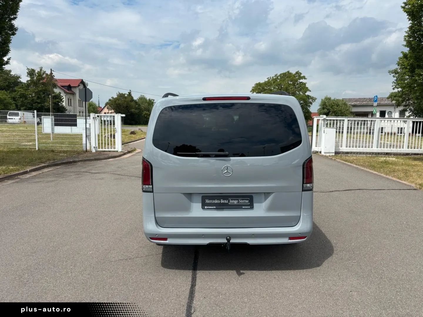 MERCEDES-BENZ Vito 116 Tourer 4x4 LiegeP AHK 360 Kam&hellip;