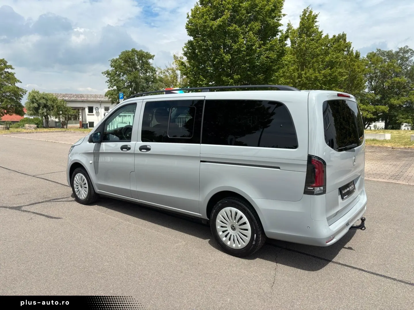 MERCEDES-BENZ Vito 116 Tourer 4x4 LiegeP AHK 360 Kam&hellip;