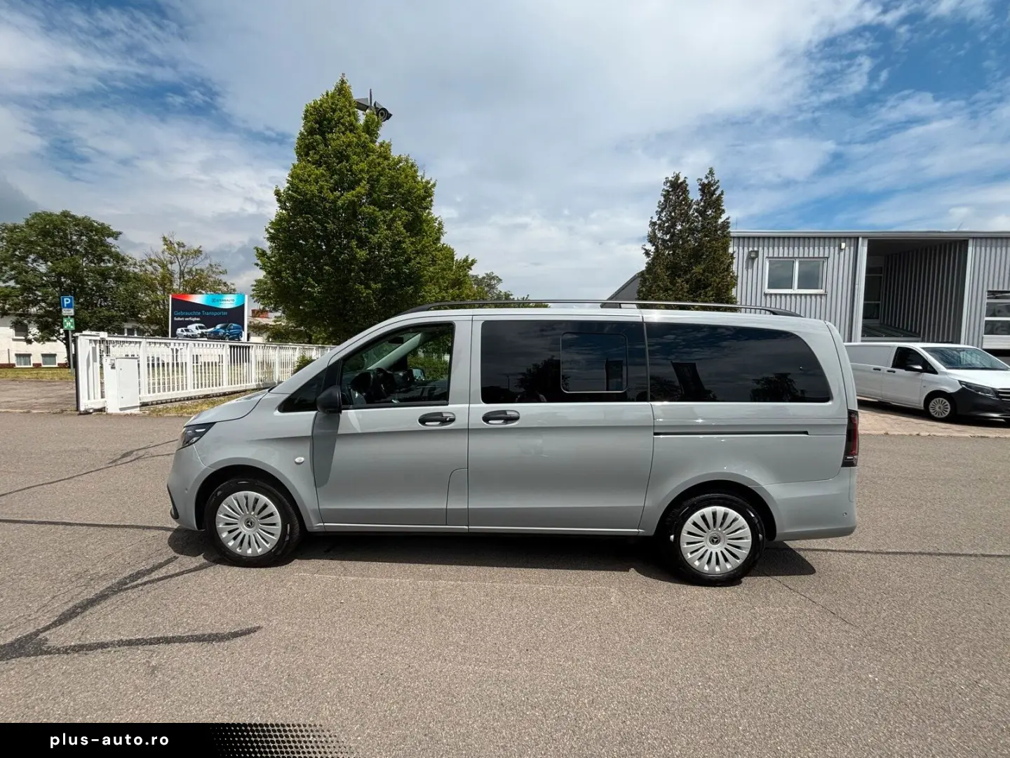 MERCEDES-BENZ Vito 116 Tourer 4x4 LiegeP AHK 360 Kam&hellip;