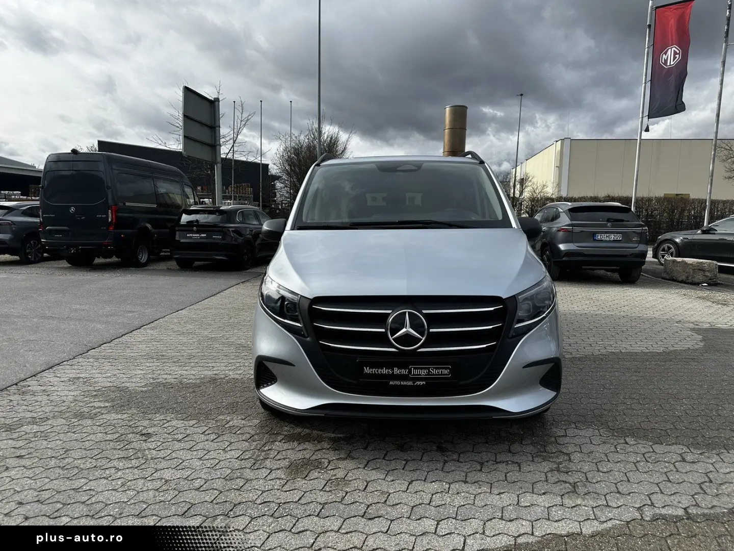 MERCEDES-BENZ Vito 116 d Tourer SELECT lang 4-Matic &hellip;