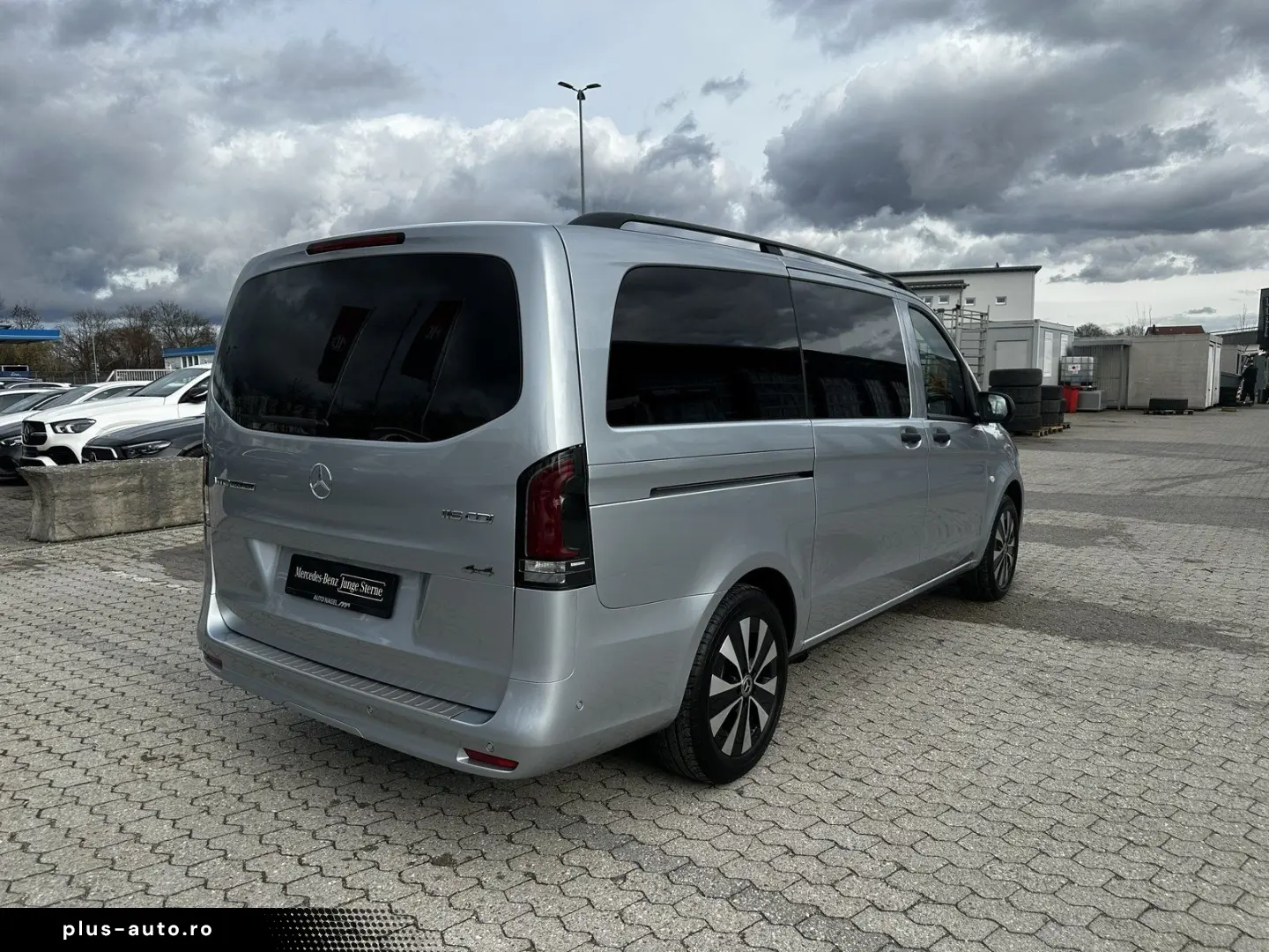 MERCEDES-BENZ Vito 116 d Tourer SELECT lang 4-Matic &hellip;