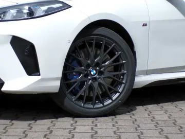 BMW M235 xDrive Gran Coupé InnoPaket HuD 360  h k SH