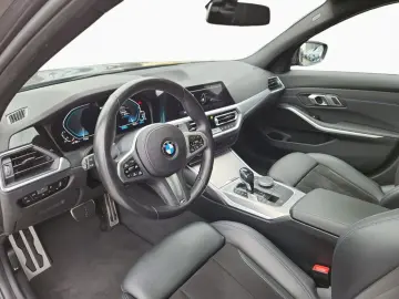 BMW 330e M SPORT LiveProf DAPr 360  GSD HiFi