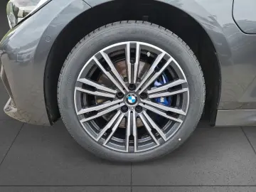 BMW 330e M SPORT LiveProf DAPr 360  GSD HiFi