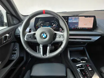BMW M235i xDrive Gran Coupe ab 1 49% eff.
