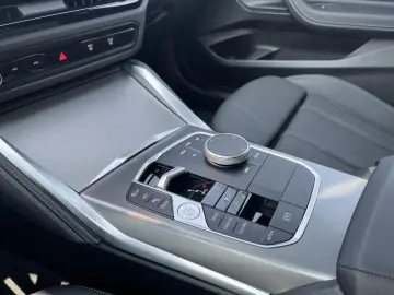 BMW M240i xDrive Coupe LivePro AdLED 360  Hifi HUD
