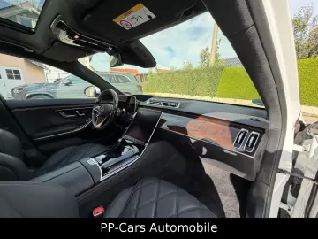 MERCEDES-BENZ S 580 e Maybach