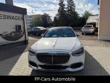 MERCEDES-BENZ S 580 e Maybach
