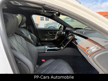 MERCEDES-BENZ S 580 e Maybach