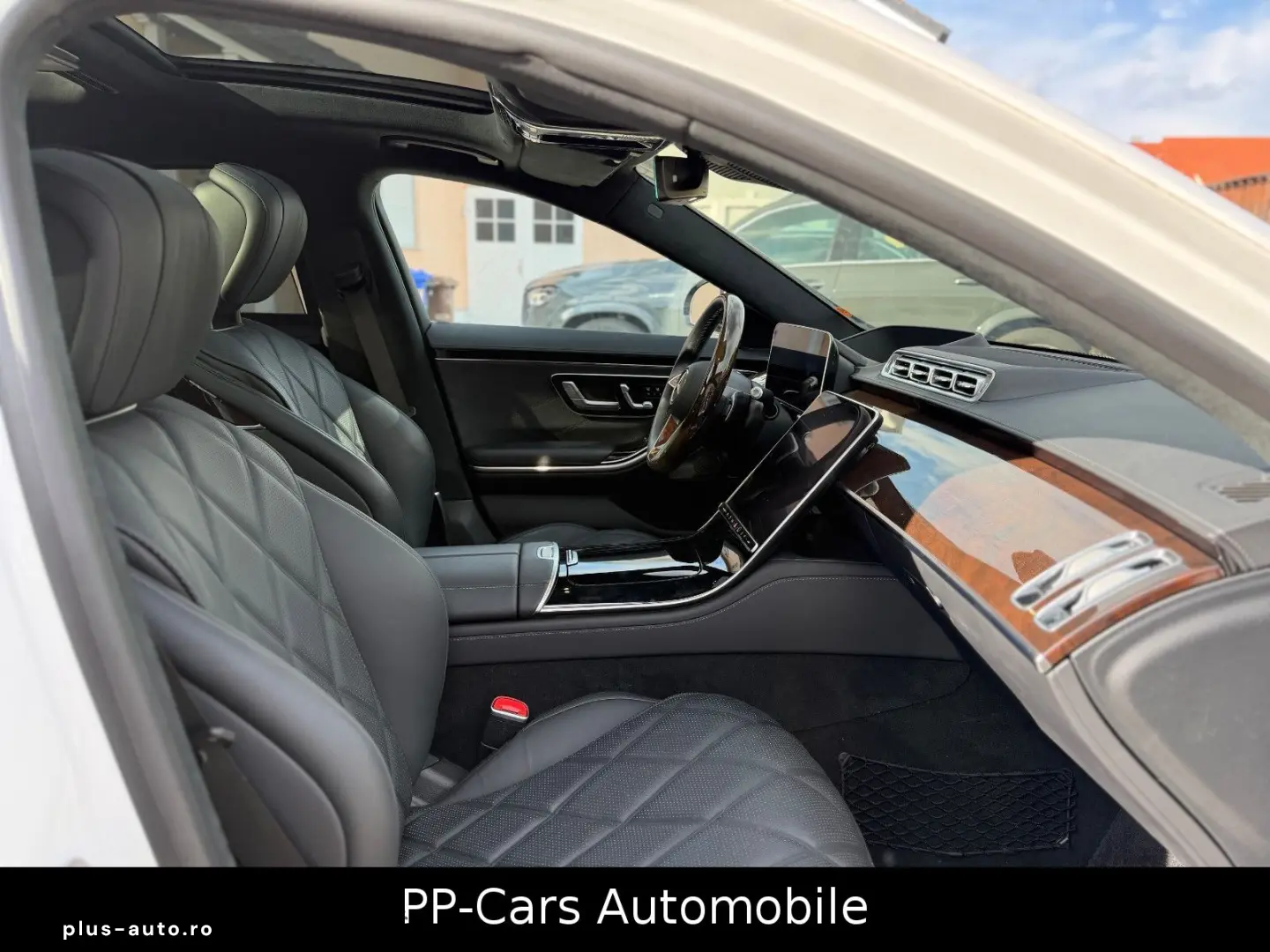 MERCEDES-BENZ S 580 e Maybach