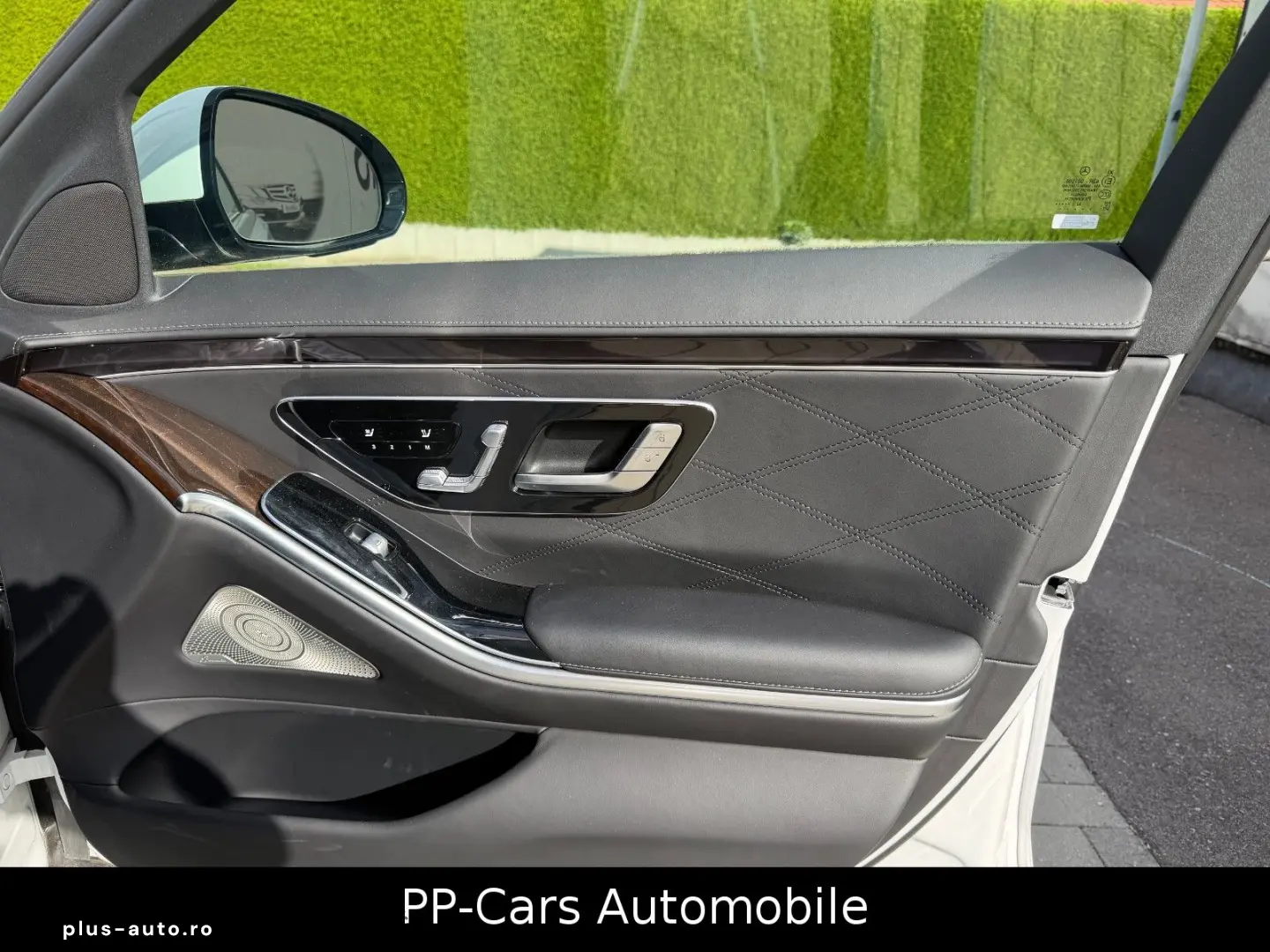 MERCEDES-BENZ S 580 e Maybach