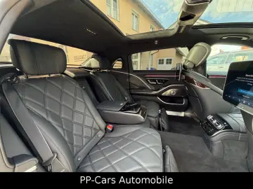 MERCEDES-BENZ S 580 e Maybach