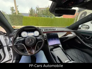 MERCEDES-BENZ S 580 e Maybach