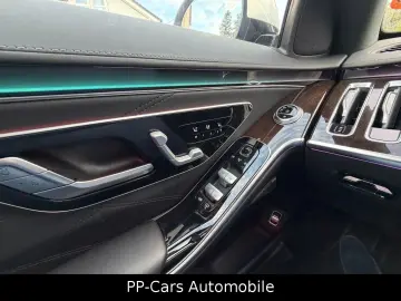 MERCEDES-BENZ S 580 e Maybach