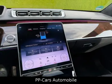 MERCEDES-BENZ S 580 e Maybach