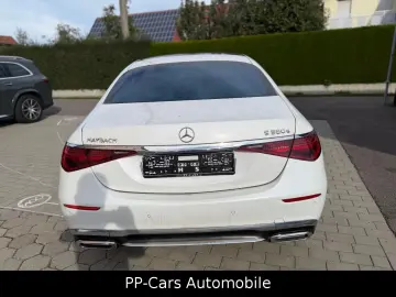 MERCEDES-BENZ S 580 e Maybach