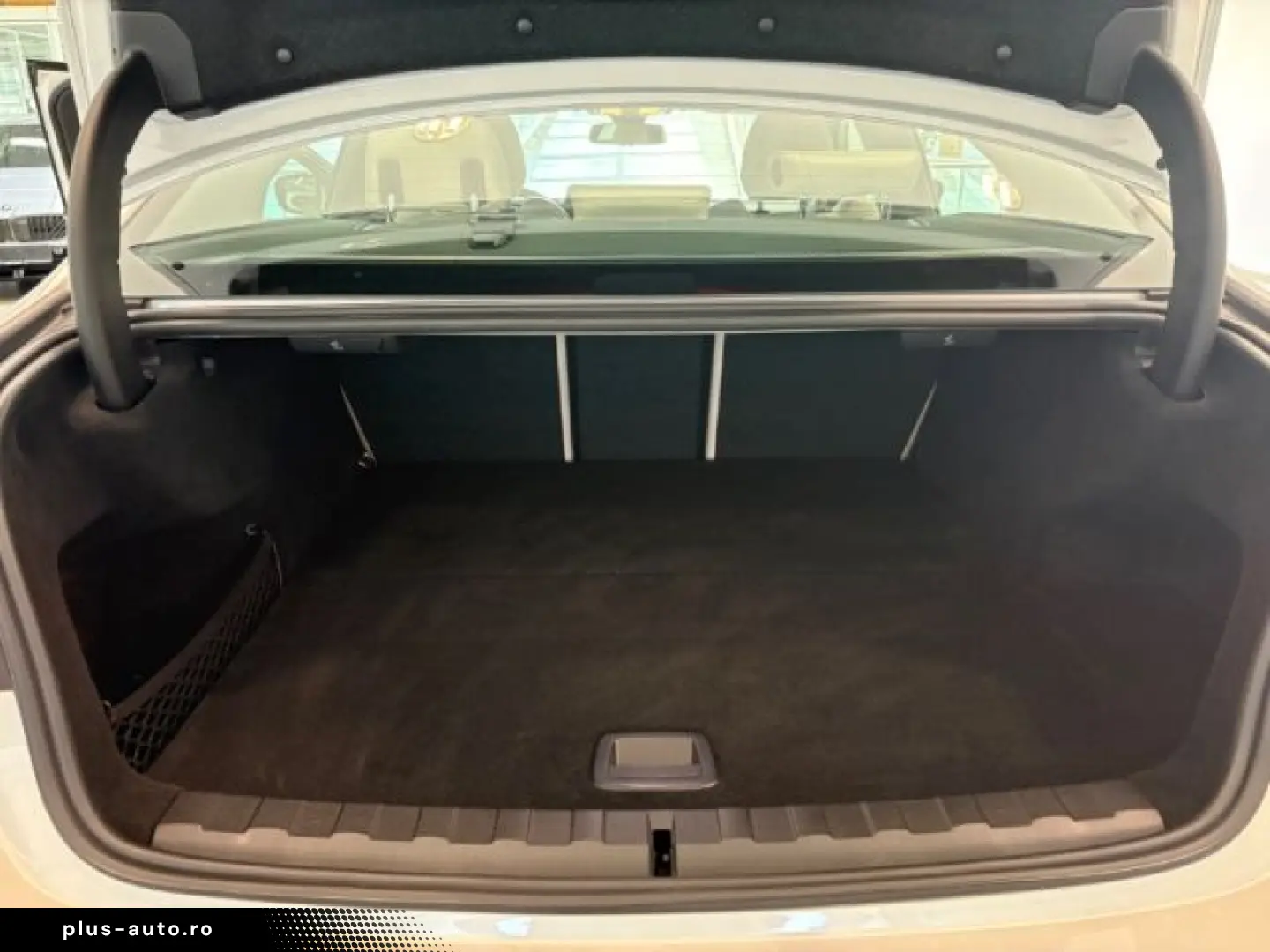 BMW 330 e M-Sport 360 LiCoPr. Adapt. M-sound
