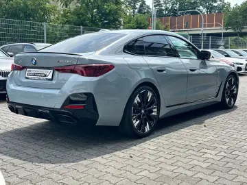 BMW M440i xDrive GC M Sport PRO Schiebed. CarbonInt.