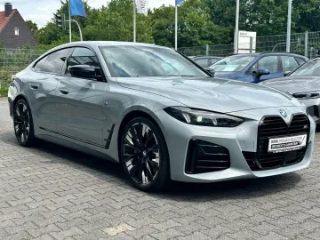 BMW M440i xDrive GC M Sport PRO Schiebed. CarbonInt.