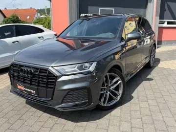 AUDI Q7 50 TDI quattro S line