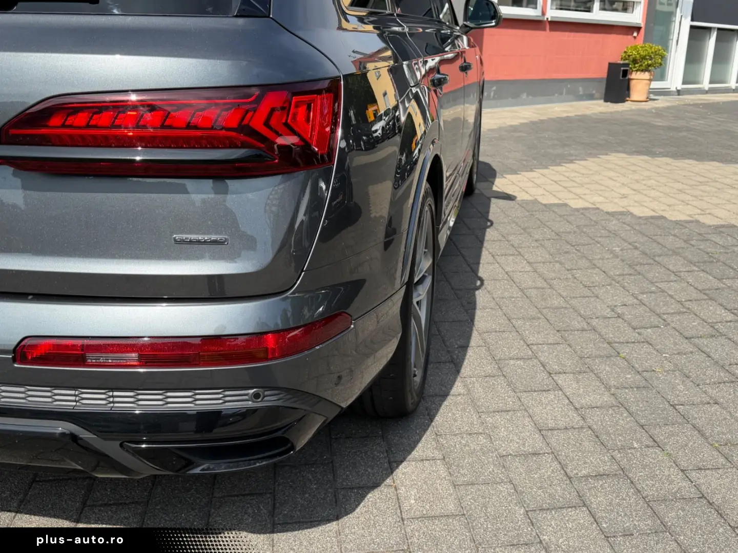 AUDI Q7 50 TDI quattro S line