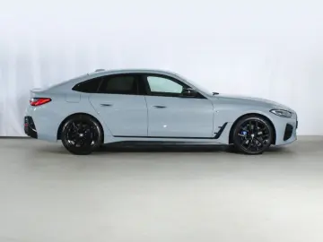 BMW M440i xDrive GC Memory Keyless H&K Kamera