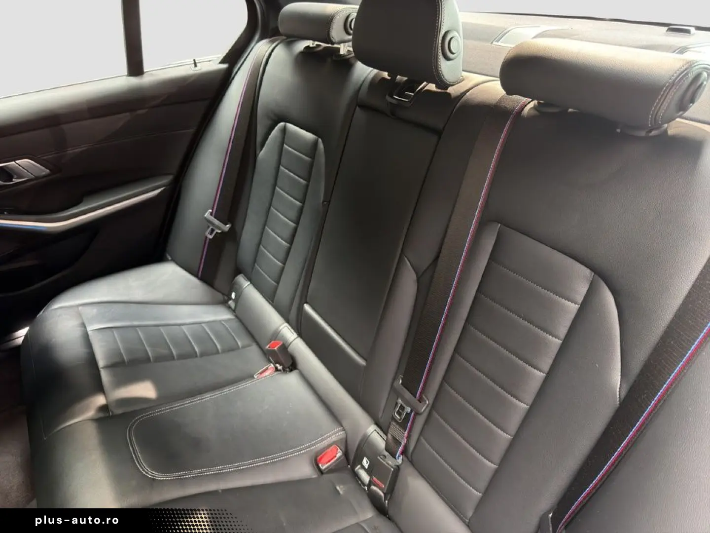 BMW 330e M Sport Automatik Navi Leder Glasdach