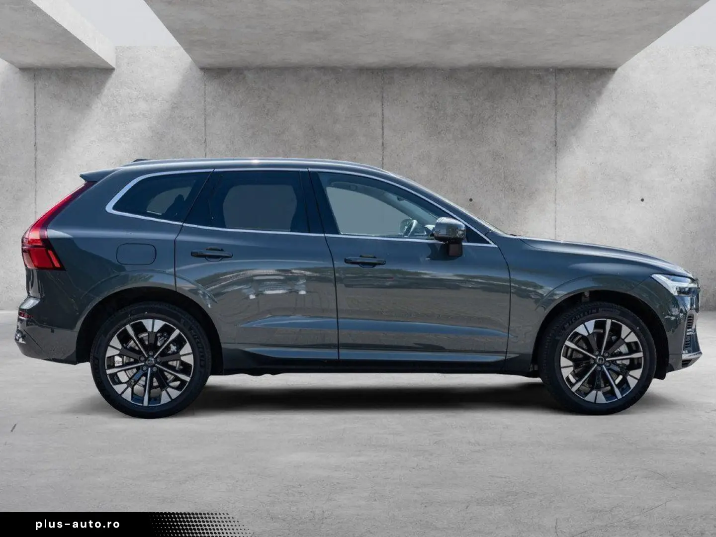 VOLVO XC60 T6 AWD Plus Bright Plug-in Hybrid