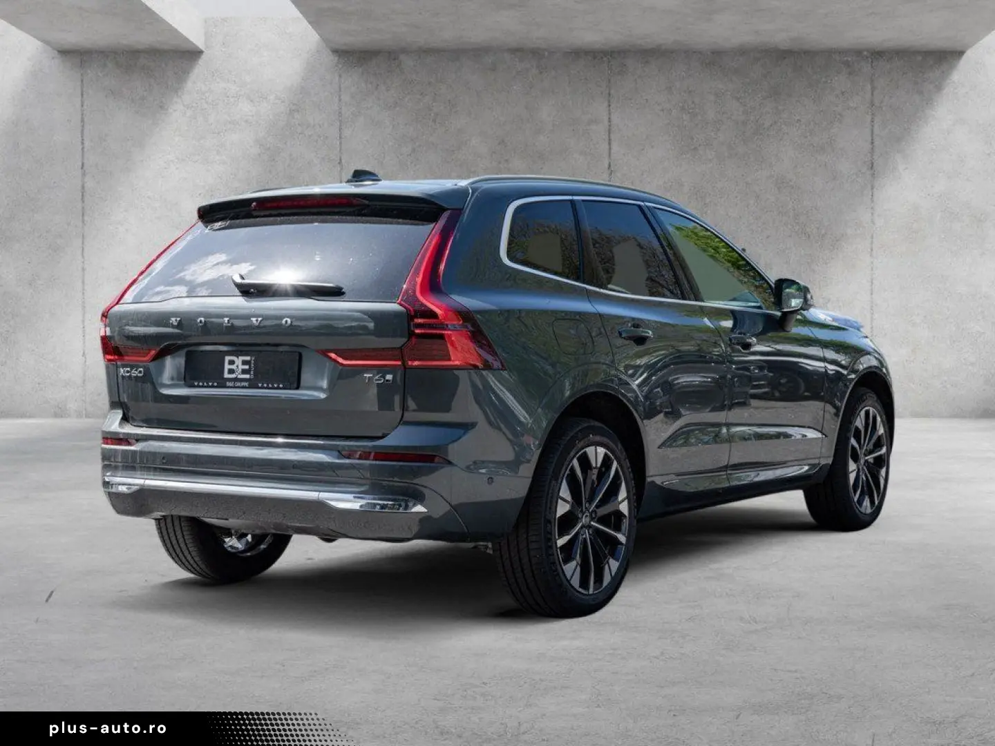 VOLVO XC60 T6 AWD Plus Bright Plug-in Hybrid