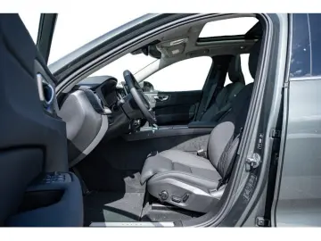 VOLVO XC60 T6 AWD Plus Bright Plug-in Hybrid