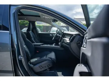 VOLVO XC60 T6 AWD Plus Bright Plug-in Hybrid