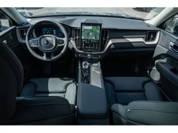 VOLVO XC60 T6 AWD Plus Bright Plug-in Hybrid