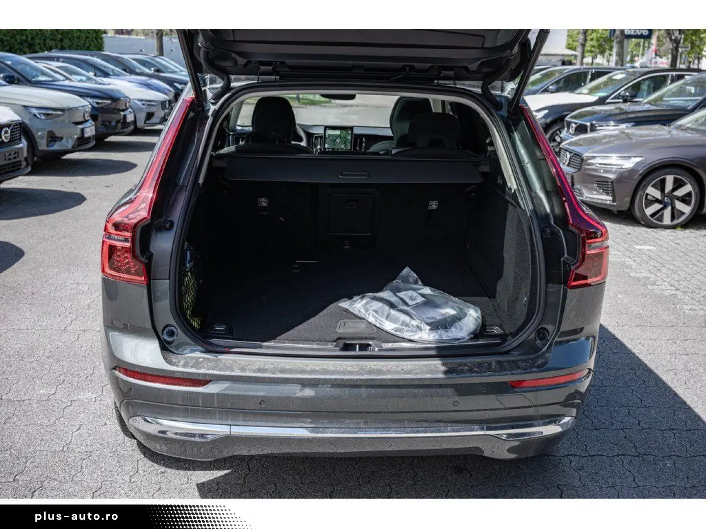 VOLVO XC60 T6 AWD Plus Bright Plug-in Hybrid