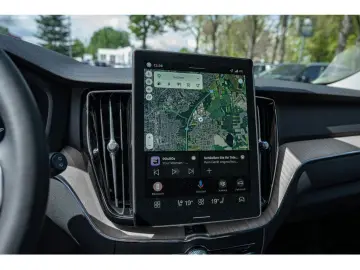 VOLVO XC60 T6 AWD Plus Bright Plug-in Hybrid