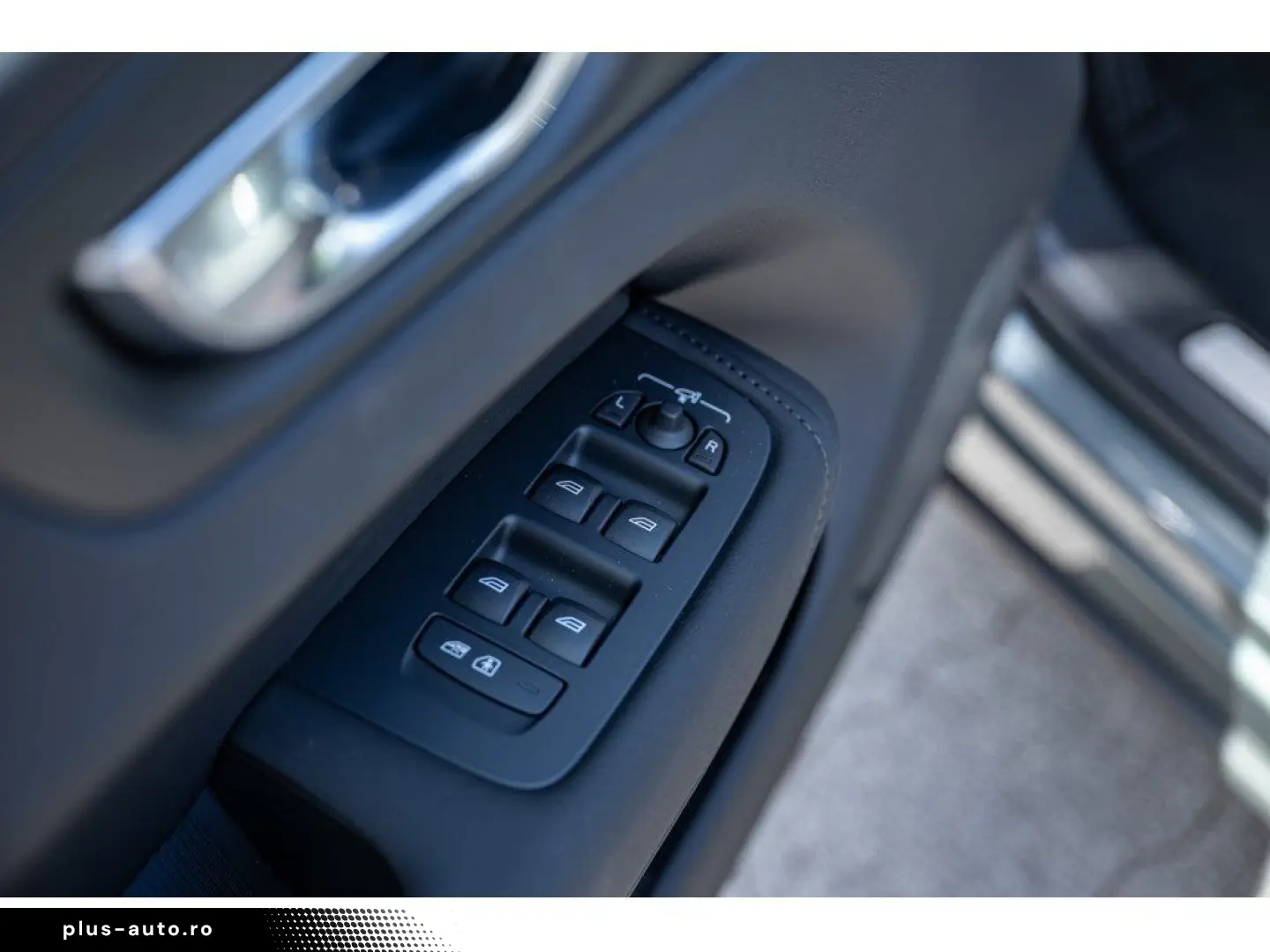 VOLVO XC60 T6 AWD Plus Bright Plug-in Hybrid
